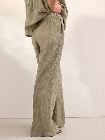 Next Wide leg Trousers in Green