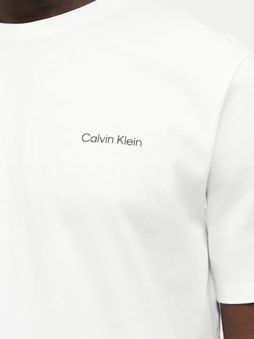 Calvin Klein T-shirt i vit