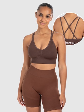 Smilodox Sporttop ' Katrin ' in Bruin: voorkant