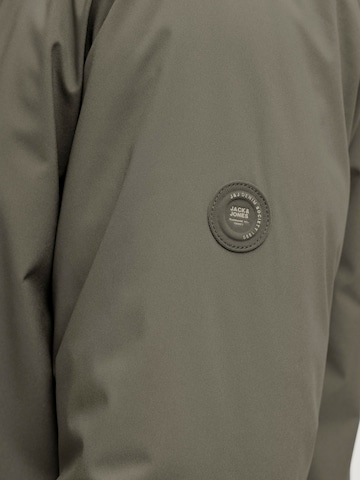 JACK & JONES Зимно яке 'JJEBrook' в зелено