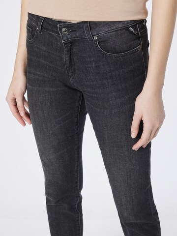 REPLAY Slimfit Jeans 'Faaby' in Schwarz