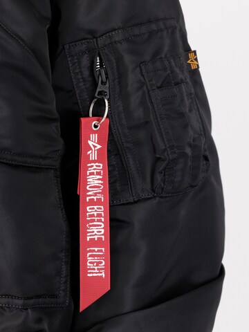 ALPHA INDUSTRIES Tussenjas in Zwart