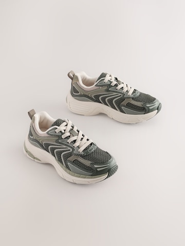 Sneaker di Next in verde