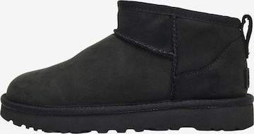 melns UGG Klasiski zābaki 'Classic Ultra': no priekšpuses