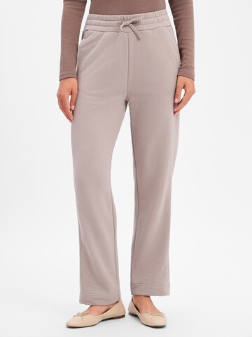 Marie Lund Regular Broek in Grijs: voorkant