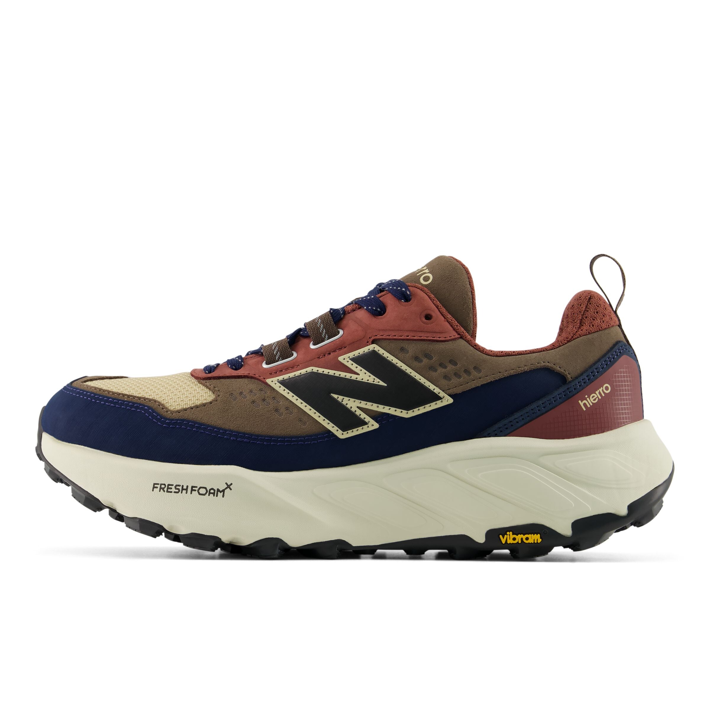 Chaussure basse 'Hierro Trek' new balance en vert