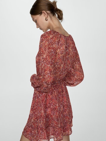 Rochie 'VALENTIN' de la MANGO pe roșu