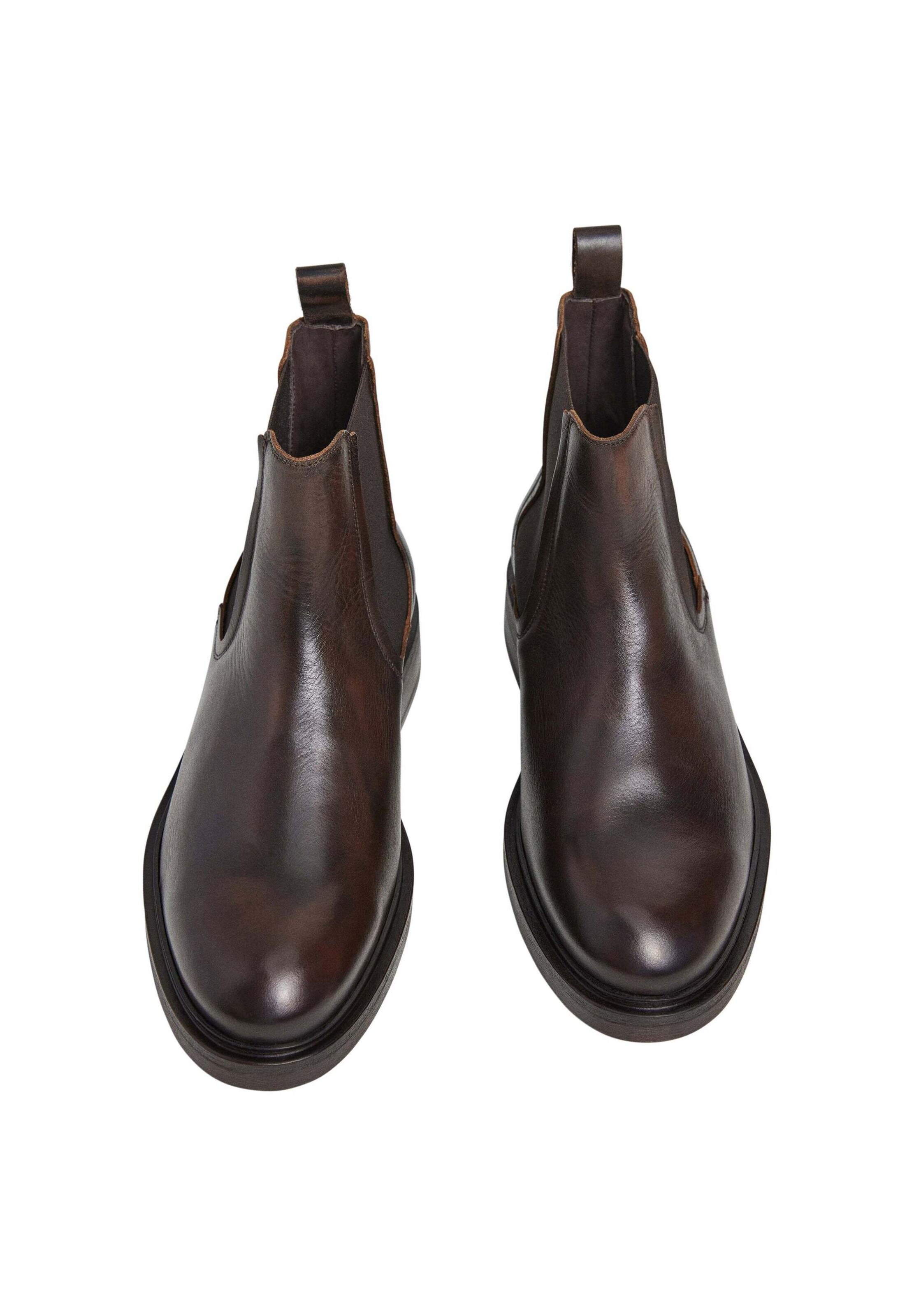 Hackett London Chelsea boots in Brown