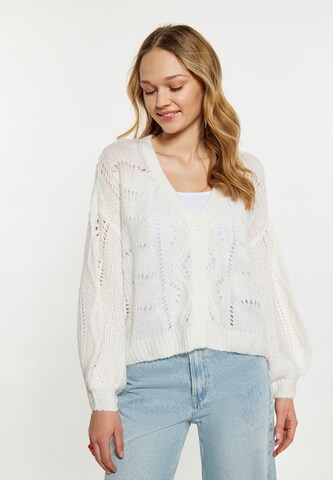 MYMO Knit Cardigan in White: front