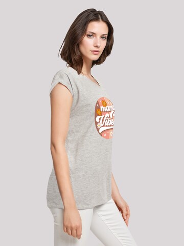 T-shirt 'Mothers Day Mama Vibes Vintage Inspired Motherhood' F4NT4STIC en gris