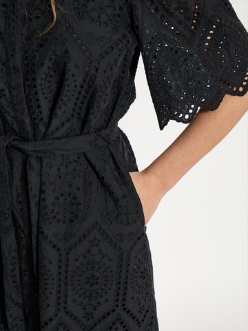 Peppercorn - Vestido 'Noa' en negro