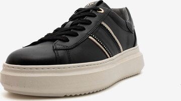 Nero Giardini Sneakers in Zwart