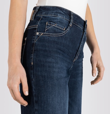 MAC Loosefit Jeans in Blau