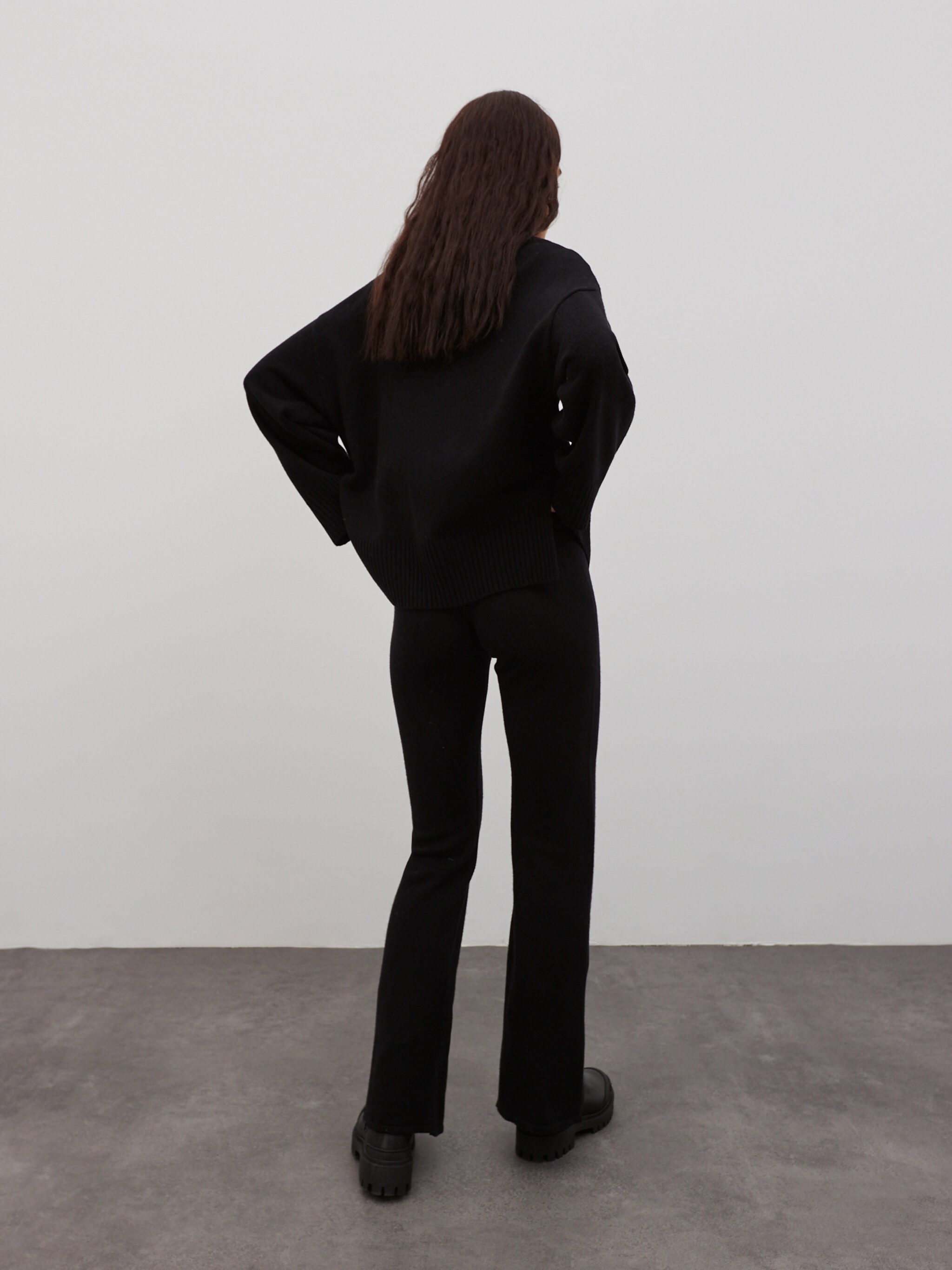 EDITED Producten Trui 'Jella' Zwart