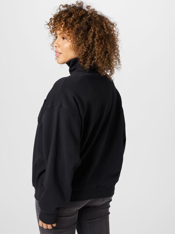 Reebok Sweatshirt in Black