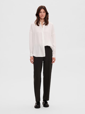 SELECTED FEMME Regular Pantalon 'VINNIE' in Zwart