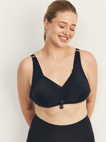 Soutien-gorge C&City en noir : devant