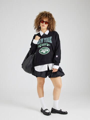 Noisy May Curve Sweatshirt in Black