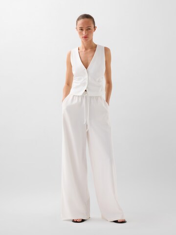 Scalpers Regular Pants ' ' in White: front