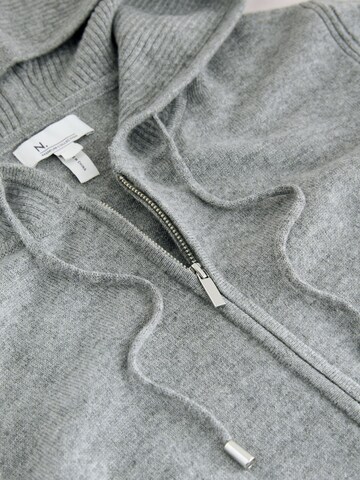 Next Strickjacke in Grau
