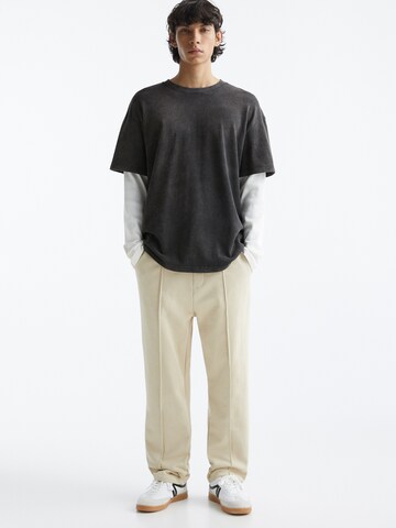 Pull&Bear Regular Trousers in Beige