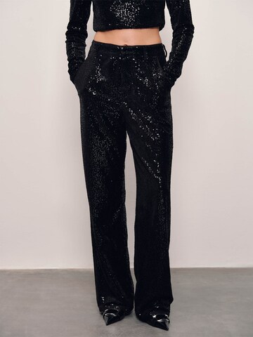 RÆRE by Lorena Rae Loosefit Broek in Zwart: voorkant