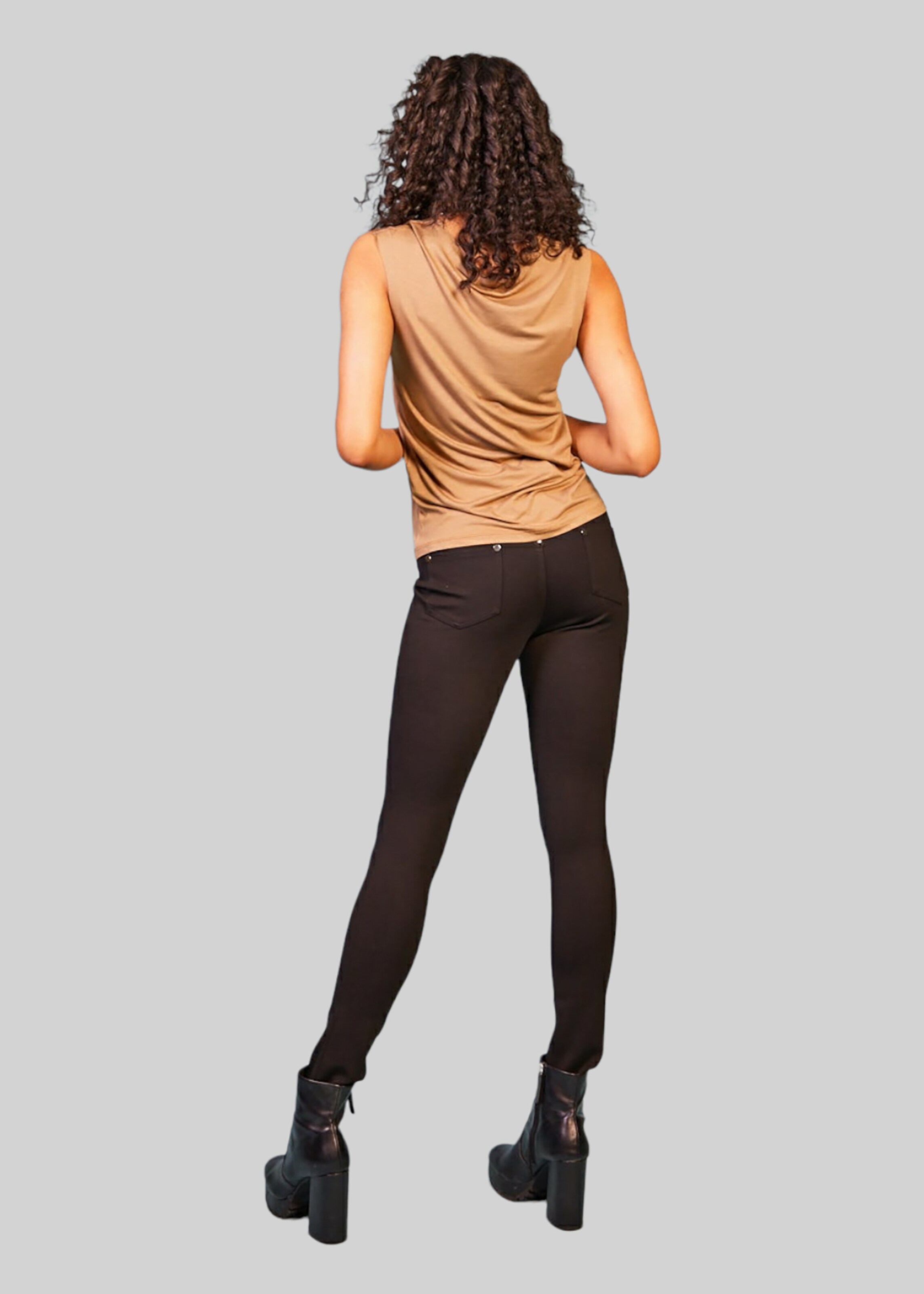 Frauen Shirts & Tops Baloot Top 'Alessia' in Beige - EI46245 Frauen Shirts & Tops Baloot Top 'Alessia' in Beige - EI46245