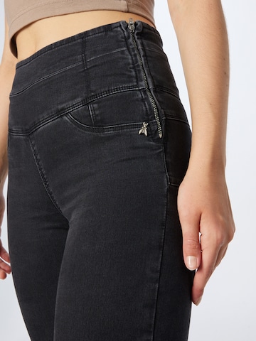 PATRIZIA PEPE Skinny Jeans in Zwart