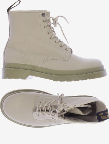 Dr. Martens Anke & Mid-Calf Boots in 44 in White: front