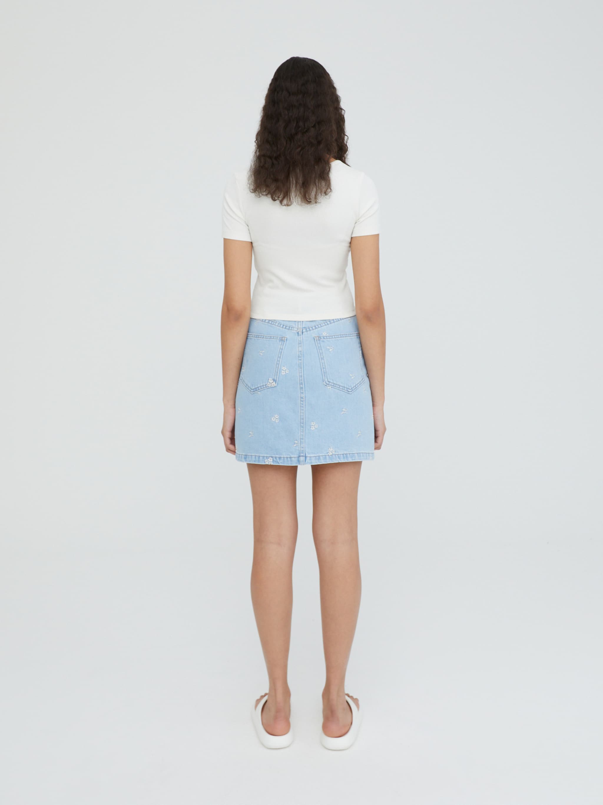 EDITED Produkte Shirt 'Ria' hellgrau