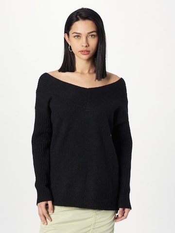 River Island Sweater in Black: front