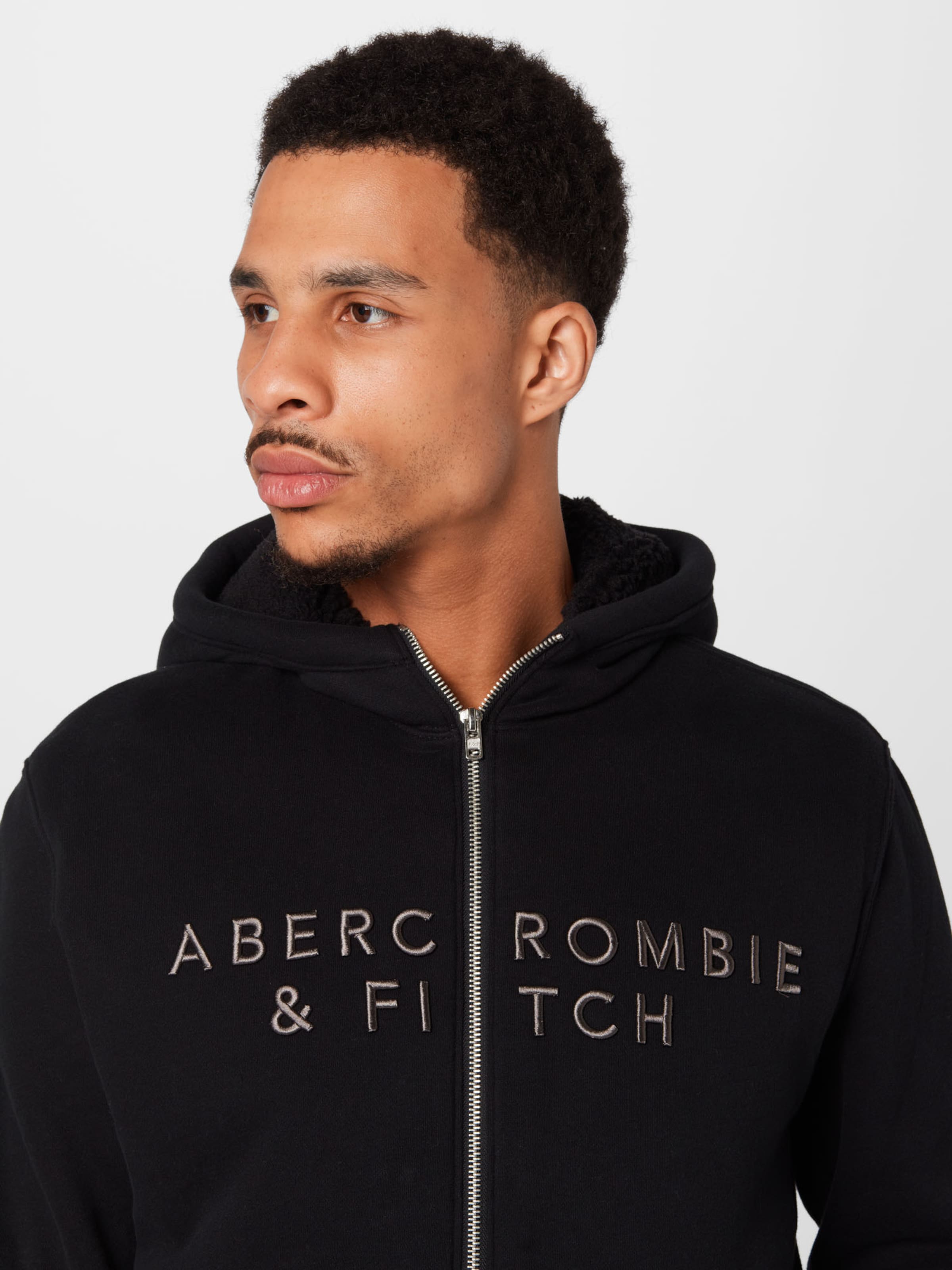 Männer Sweat Abercrombie & Fitch Sweatjacke in Schwarz - BN95859 Männer Sweat Abercrombie & Fitch Sweatjacke in Schwarz - BN95859