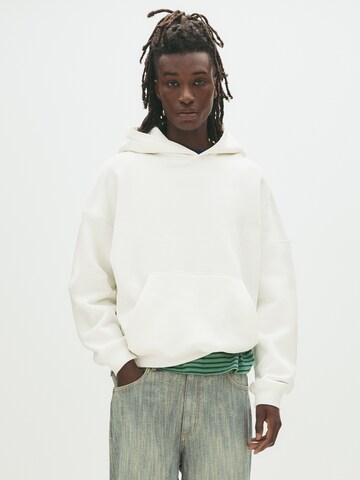 Felpa 'STWD' di Pull&Bear in bianco