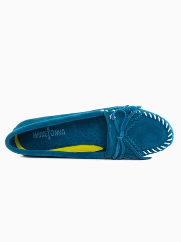 Mocassino 'Kilty' di Minnetonka in blu