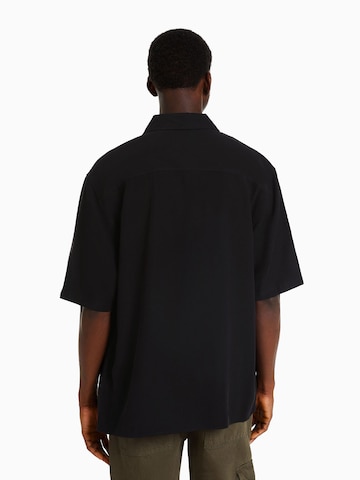 Bershka Comfort fit Overhemd in Zwart