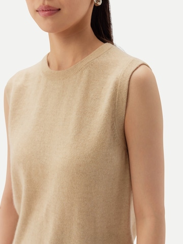 GOBI Cashmere - Chaleco de punto 'Women's Essential Cashmere Crewneck Vest' en beige