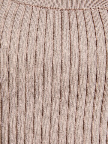 Tops en tricot Bershka en beige