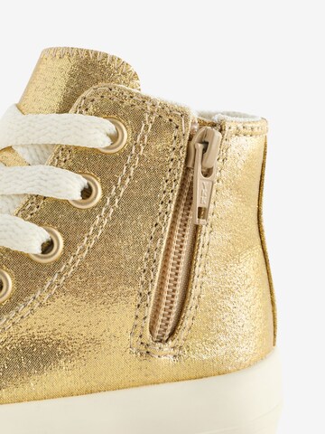 Next Кроссовки в Золотой