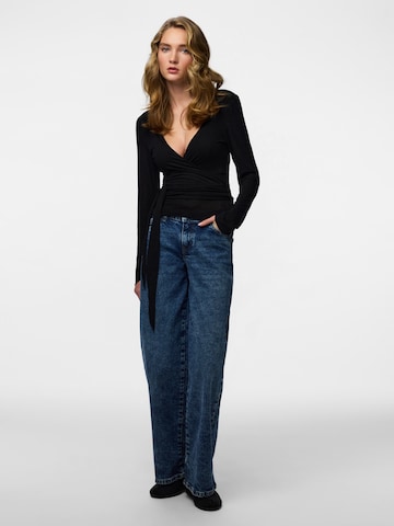 PIECES Shirt 'PCRoya' in Schwarz