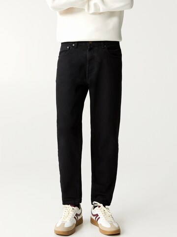 Pull&Bear Regular Jeans in Zwart: voorkant