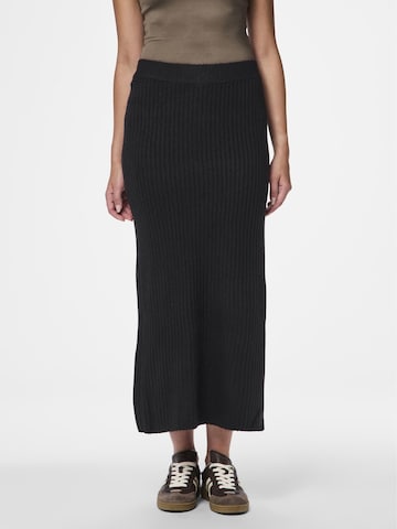 PIECES Skirt 'TULLE' in Black: front