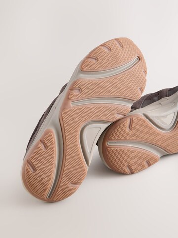 Baskets basses Next en marron