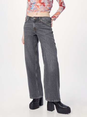 WEEKDAY Loosefit Jeans in Zwart: voorkant