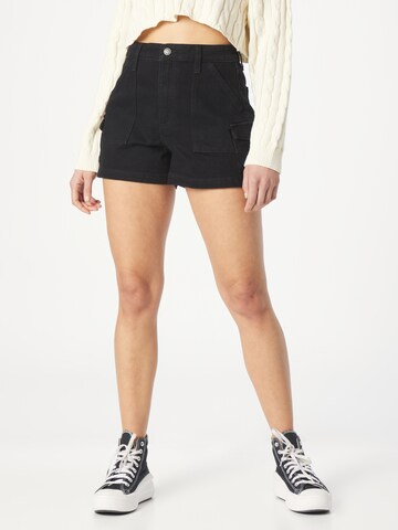 HOLLISTER Regular Shorts in Schwarz: predná strana