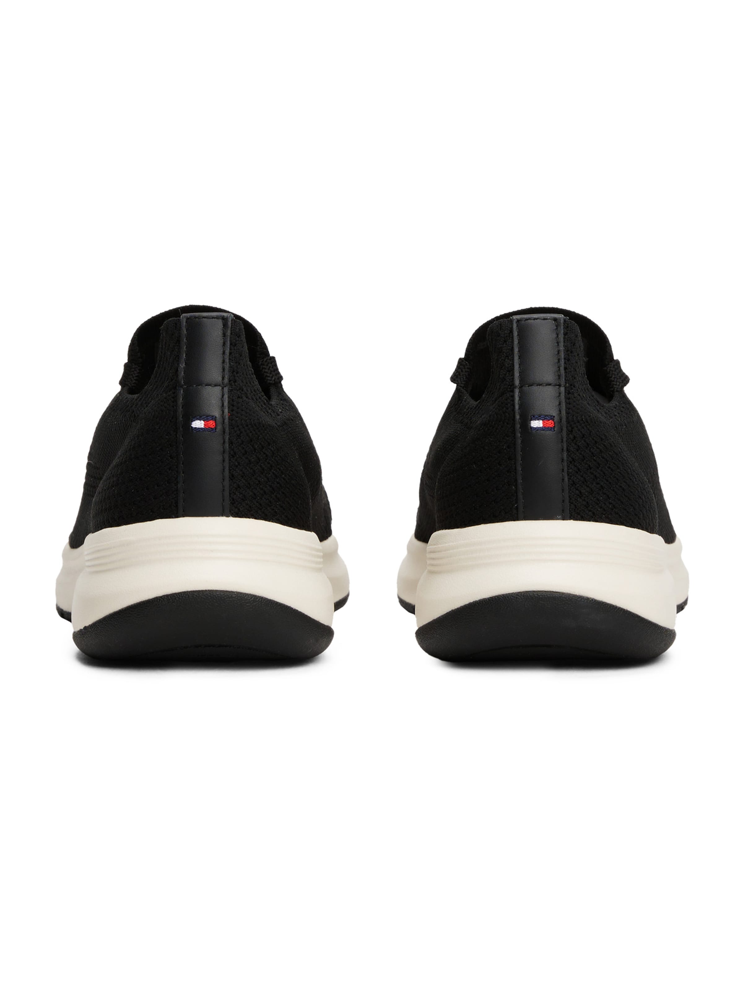 TOMMY HILFIGER Низкие кроссовки в Черный