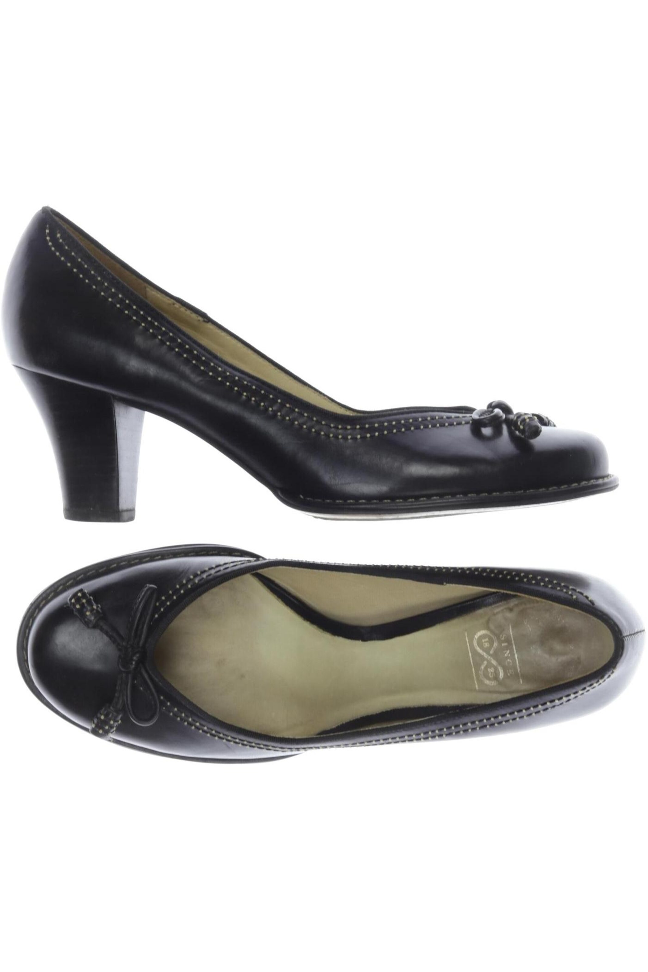 CLARKS High Heels & Pumps in 39 in Black: front