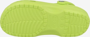 Clogs 'Classic' di Crocs in verde
