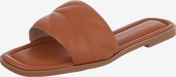 Ital-Design Mules in Beige: front