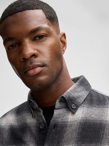 Coupe regular Chemise 'Corey' STRELLSON en gris