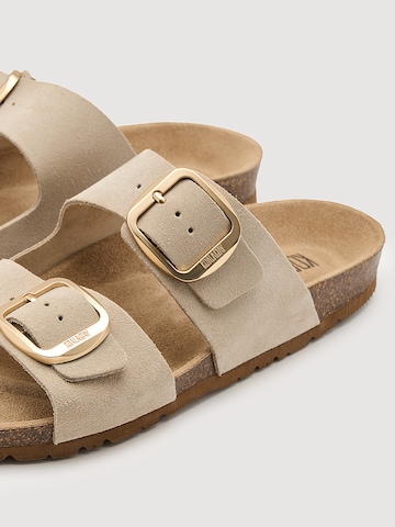 Koala Bay Sandals 'Emerald' in Beige